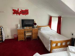 Robyn's Guest House - Scarborough - 7