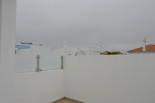 Moradia V2 nova e próximo da praia - 4