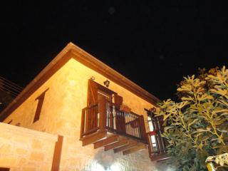 Magdalous House - Arsos - 5
