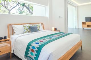 K Gallery Hotel - Pasuruan - 1