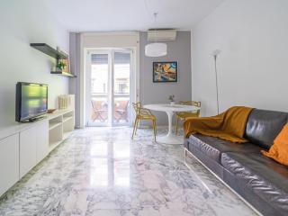 Cozy one-bedroom apartment with 2 balconies in Sempione district - 6
