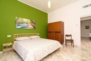 Casa Enza, for up to 5 people, Sorrento center - Sorrento - 4