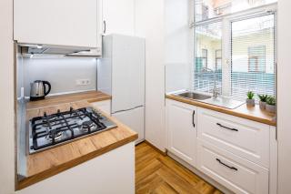 Three bedroom apartment on Rynok Square - Lviv - 4