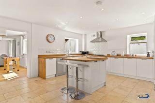 Am Byth - Luxury Cottage, Sea Views - Saundersfoot - 1