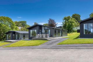 Dewin Bach - Luxury Lodge, Hot Tub, Close to Beach - Penally - 8