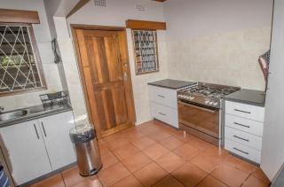 Fishermans Flat and House - St Lucia - 1