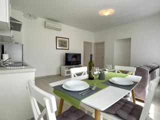 Modern apartment in the old part of town - 0