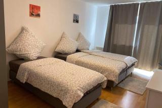 Beste Lage in Rostock: 2-Zimmerwohnung mit Balkon im 1.OG - Rostock - 7