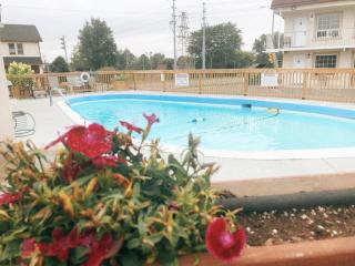 Falls Lodge by the Falls (Formerly Knights Inn) - Niagara Falls - 8