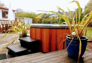 Hot Tub at Pukeko Cottage - Geraldine - 6