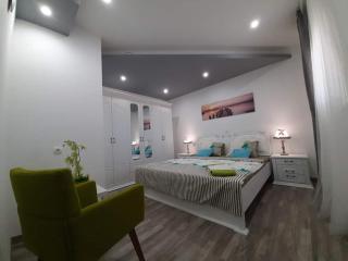 Apartmani Villa Anna Ražanac - Ražanac - 1