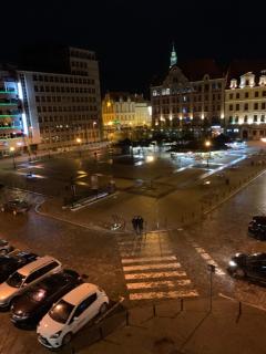Elegant 2BR, Amazing Old Town Views, Plac Solny Walk to Rynek! Amenities - Wrocław - 6