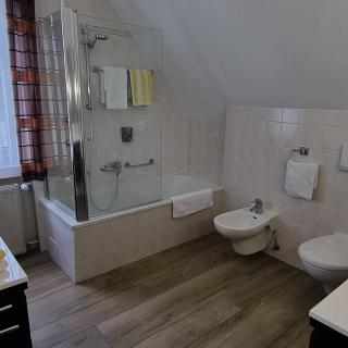 Hotel Rhöner Land Garni - Bed & Breakfast - Oberthulba - 4