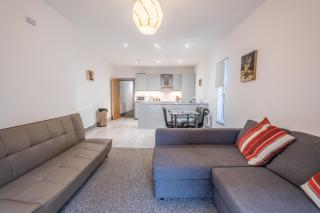 Portrush Marine Apartments flat 3 - Portrush - 0