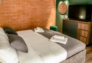 Luxury inn - Tbilisi - 4