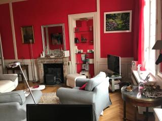 CHATEAU D HUGLEVILLE - 4