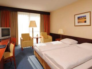 Maritim Hotel Würzburg - Würzburg - 1