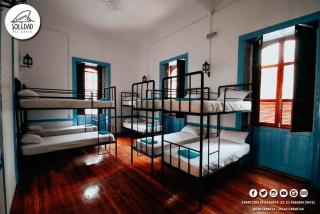 Atlantis Surf Hostel - Moya - 1