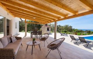 SEA VIEW VILLA *big pool * BBQ * direct sea access - 9