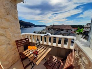 Holiday Beach House - 9