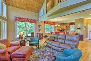 Mountain View Home Hike, Raft, Golf and More! - Bryson City - 7