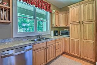 Mountain View Home Hike, Raft, Golf and More! - Bryson City - 1