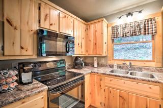 Fire Pit and Forest Views Secluded Murphy Cabin! - Murphy - 2