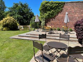 Singleton Lodge Country House Hotel - Poulton le Fylde - 2