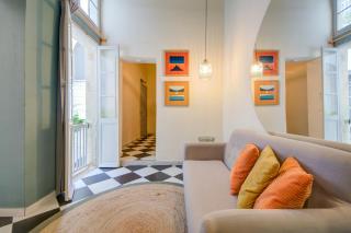 The House in Old Mint Street - 5