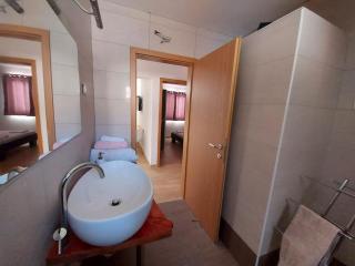 Frane Apartment - Zavalatica - 2