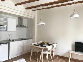 Apartaments Casa el Metge - Prat de Comte - 0