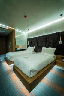 Pinea Hotel Resort & Spa - Golem - 9