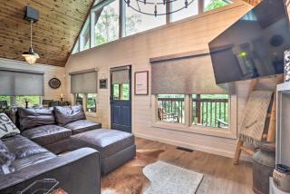 The Moonshine Cabin Hot Tub, 3 Mi to Dollywood - Sevierville - 6