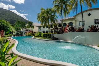 Privately Managed Apartments in Mango Resort Palm Cove - 3