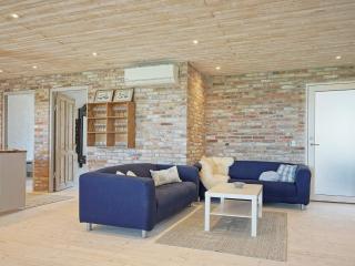 6 person holiday home in Svaneke - Svaneke - 6
