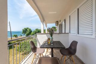 Apartmani Dupor - Gornji Karin - 2