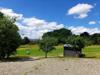 Camping Weides Campinghütten, Stellplätze für Camper, Wohnmobil, eigenes Zelt - 7