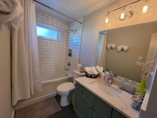 JoyVeal’s Homey Place - Sechelt - 2
