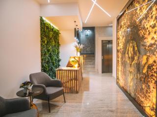 Onyx Luxury - 2