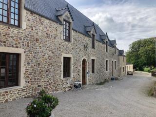 Le Château de Quinéville - 1