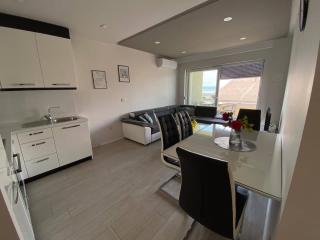 Modern Apartments with garage - Makarska - 3