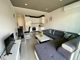 Modern Apartments with garage - Makarska - 0