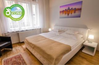 Anabelle Bed and Budapest - 8