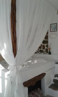 Evi's Studios - Tholária - 6