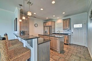 Waterfront Rockport Home with Dock and 3 Kayaks! - 3