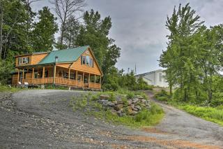 18 Mi to Slopes! Cabin with Valley Views in Blakely - 8