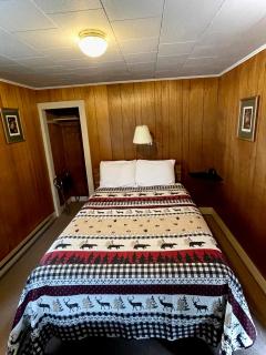 Mount Coolidge Motel - 2