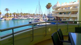 Cozy corner 2 bedroom apartment on new Island complex in marina harbour - Benalmádena - 8