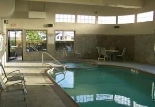 Best Western Plus Lackland Hotel and Suites. - 3