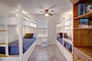 Beach Beauty 9LC - 1